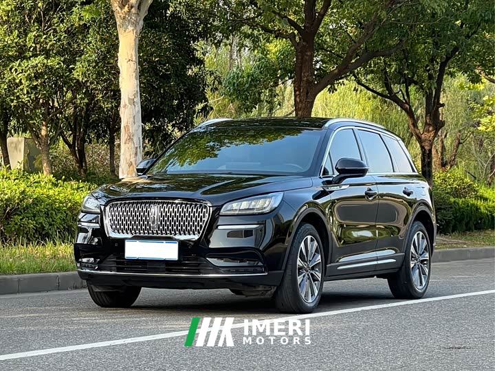 Lincoln Explorer 2.0T FWD Elegant Edition