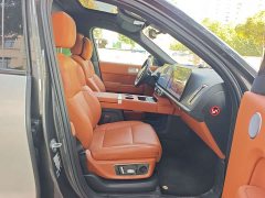 Li Auto L9 Max - ფოტო 6