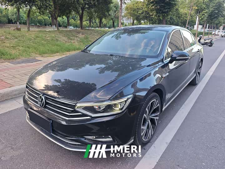 Volkswagen Magotan 2021 330TSI DSG 30th Anniversary Edition - ავტომობილი ჩინეთიდან