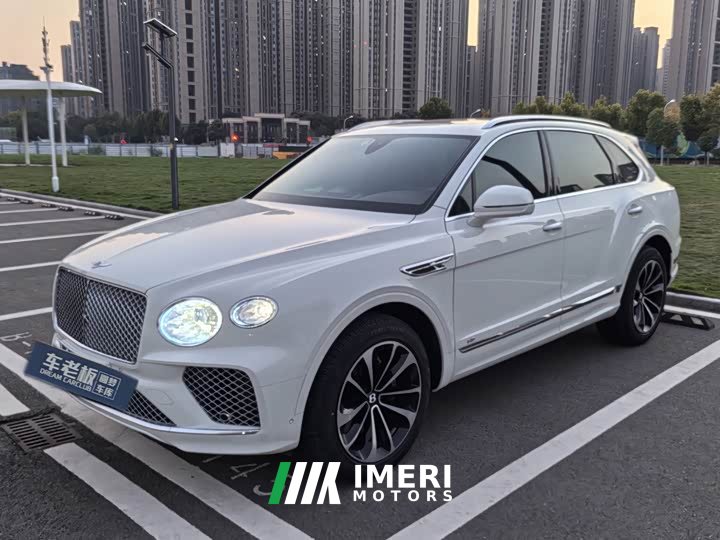 Bentley Bentayga 4.0T V8 - ავტომობილი ჩინეთიდან