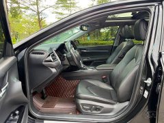 Toyota Camry 2.5G Luxury Edition - ფოტო 11