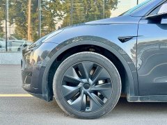 Tesla Model Y Rear-Wheel Drive - ფოტო 4