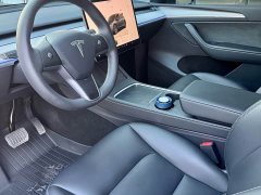Tesla Model Y Rear-Wheel Drive - ფოტო 9