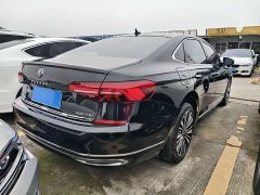 Volkswagen Passat 330TSI Luxury - ფოტო 14