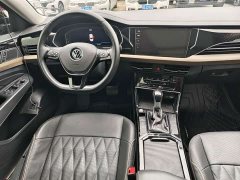 Volkswagen Passat 330TSI Luxury - ფოტო 4