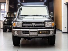 Toyota Land Cruiser (Imported) LC76 4.0L Manual - photo 2