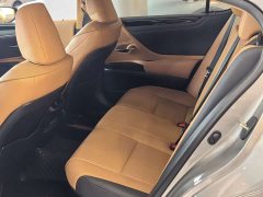 Lexus ES 2022 300h Premium Edition - ფოტო 5
