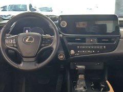 Lexus ES 2022 300h Premium Edition - ფოტო 7