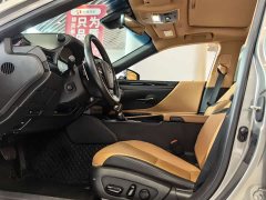Lexus ES 2022 300h Premium Edition - ფოტო 9