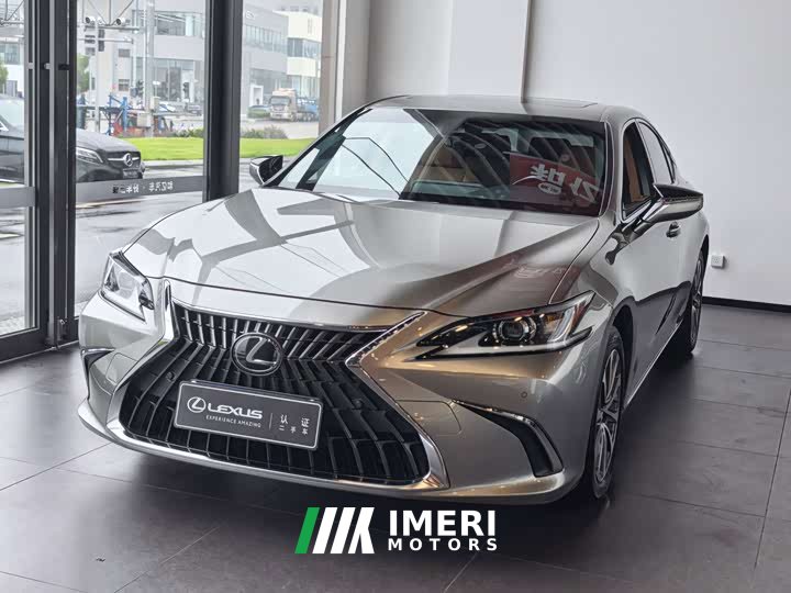 Lexus ES 200 Excellence Edition - ავტომობილი ჩინეთიდან