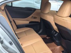 Lexus ES 200 Excellence Edition - ფოტო 5