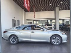 Lexus ES 2022 300h Excellence Edition - ფოტო 3