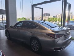 Lexus ES 2022 300h Excellence Edition - ფოტო 5