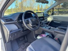 Toyota Sienna 2.5L Hybrid FWD Comfort - ფოტო 7