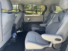 Toyota Sienna 2.5L Hybrid FWD Comfort - ფოტო 8