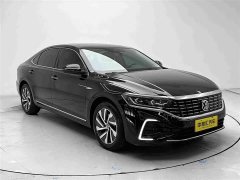 Volkswagen Passat Plug-in Hybrid 430PHEV Hybrid Luxury Edition - ფოტო 3