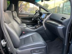 Toyota Alphard Hybrid 2.5L Premium Gold Edition - ფოტო 11