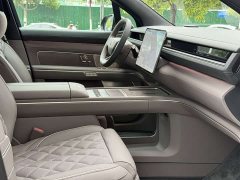 NIO ES8 Six-Seat Executive Luxury Edition - ფოტო 14