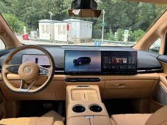 Voyah Lantu Dreamchaser PHEV AWD Luxury Kunpeng Edition - ფოტო 4