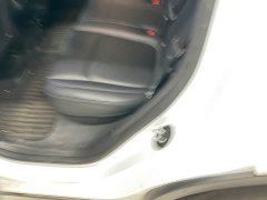 Tesla Model Y Rear-Wheel Drive - ფოტო 5