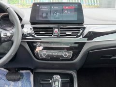 BMW 1 Series 125i M Sport Night Edition - ფოტო 11