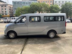 Wuling Yangguang 440km Passenger Vehicle Comfort Edition 6-Seater - ფოტო 6