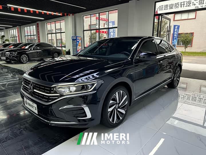 Volkswagen Passat 380TSI Luxury - ავტომობილი ჩინეთიდან