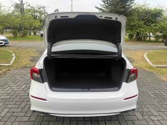 Honda Civic 2022 240TURBO CVT Fuel Dynamic Edition - ფოტო 17
