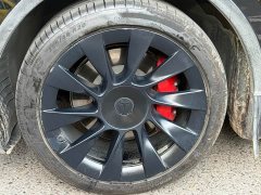 Tesla Model Y Rear-Wheel Drive - ფოტო 10