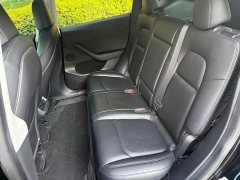 Tesla Model Y Rear-Wheel Drive - ფოტო 9