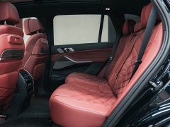 BMW X5 xDrive 40Li M Sport Midnight Edition Package - ფოტო 10