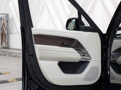 Land Rover Range Rover Facelift 3.0 L6 400PS Extended Wheelbase Prestige Edition - ფოტო 16