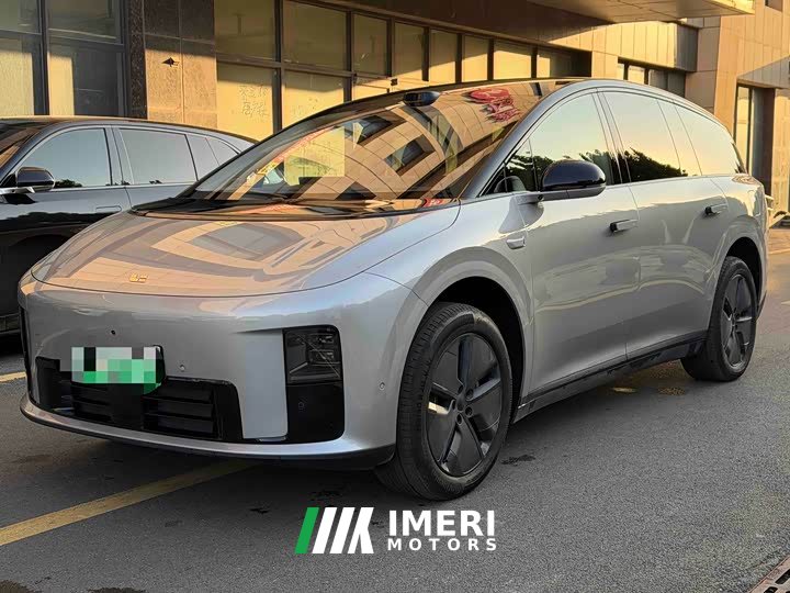 Li Auto i8 2025 Standard Edition - ავტომობილი ჩინეთიდან