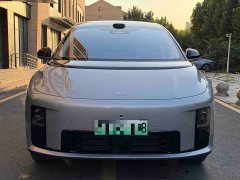 Li Auto i8 2025 Standard Edition - ფოტო 2