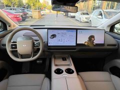 Li Auto i8 2025 Standard Edition - ფოტო 7