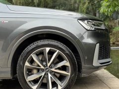 Audi Q7 55 TFSI quattro S line Sport - ფოტო 16