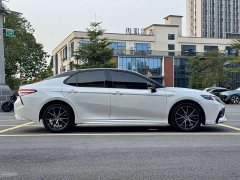 Toyota Camry Dual Engine 2.5HS Stylish Edition - ფოტო 5