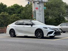 Toyota Camry Dual Engine 2.5HS Stylish Edition - ფოტო 9
