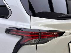 Toyota Grevias 2.5L Hybrid Premium Plus Edition - ფოტო 11