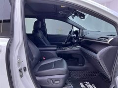 Toyota Grevias 2.5L Hybrid Premium Plus Edition - ფოტო 20