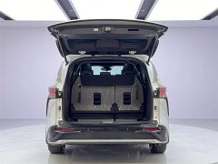 Toyota Grevias 2.5L Hybrid Premium Plus Edition - ფოტო 9