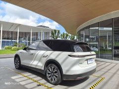 NIO ES8 100kWh Executive Edition - ფოტო 3