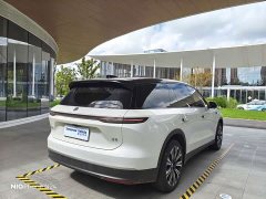 NIO ES8 100kWh Executive Edition - ფოტო 5