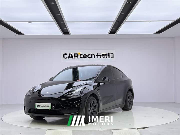 Tesla Model Y Rear-Wheel Drive