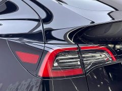 Tesla Model Y Rear-Wheel Drive - ფოტო 10