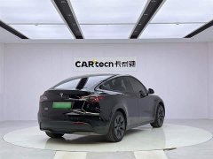 Tesla Model Y Rear-Wheel Drive - ფოტო 5