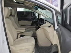 Buick GL8 ES Land Respect 653T Premier - ფოტო 10