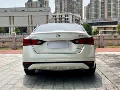 Nissan Teana 2.0L XL Comfort - ფოტო 8