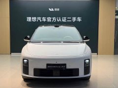 Li Auto i6 Four-Wheel Drive Standard Edition - ფოტო 2
