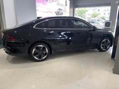 Wuling Xingguang 610km Smart Flagship - ფოტო 4